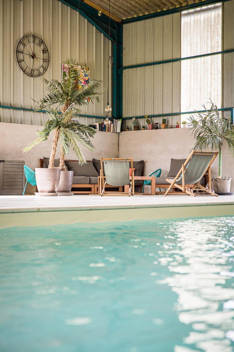 La Roulotte Circus Des Grillots Hotel Beaulon ภายนอก รูปภาพ